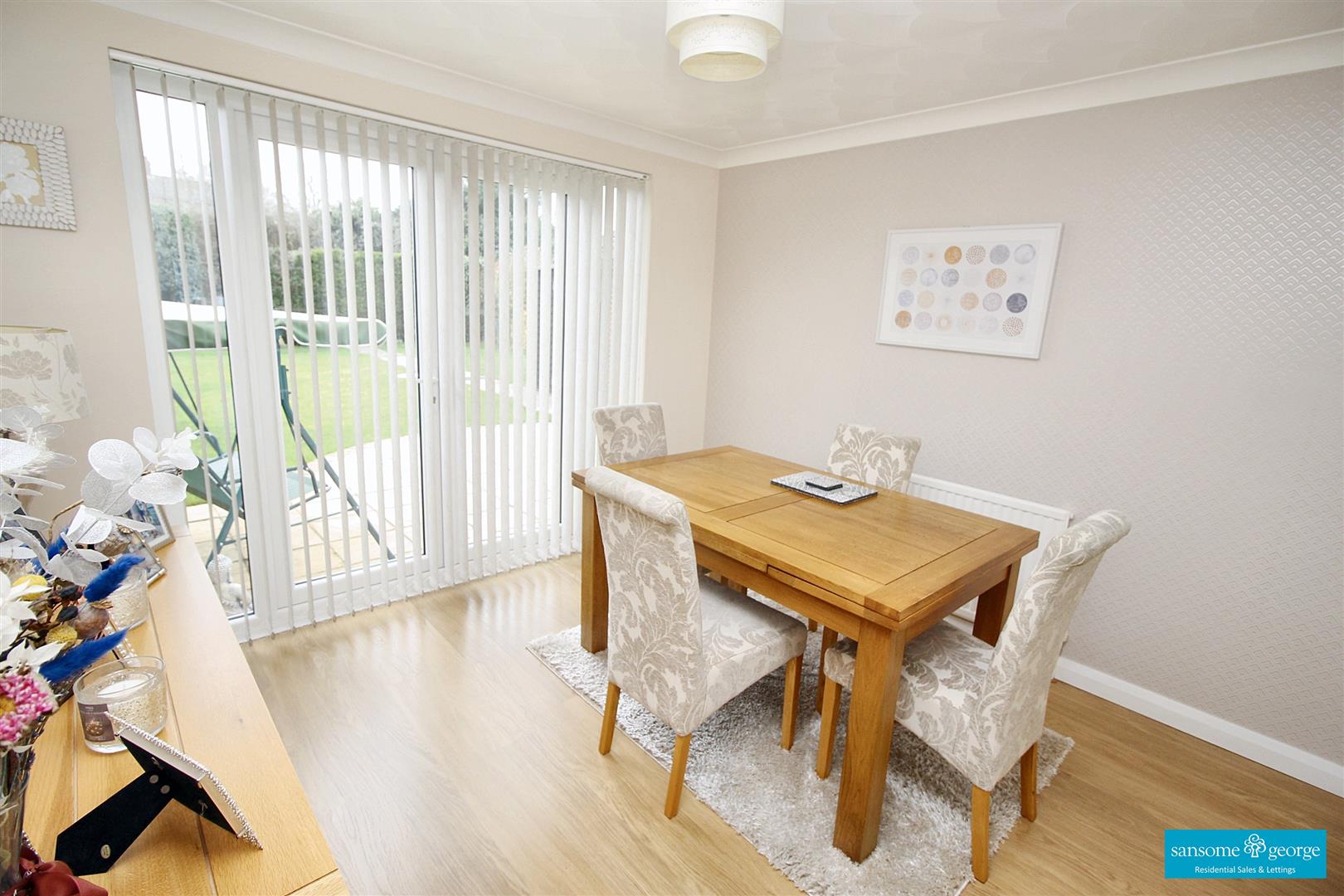 Compton Avenue, Tilehurst